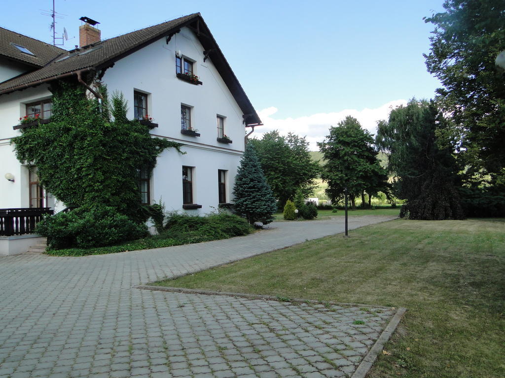Villa Žerotín Penzion Bed&Breakfast Velké Losiny Exterior foto